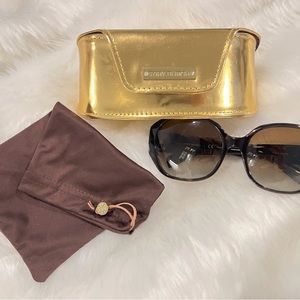 Tory Burch polarized sunglasses/case/bag
